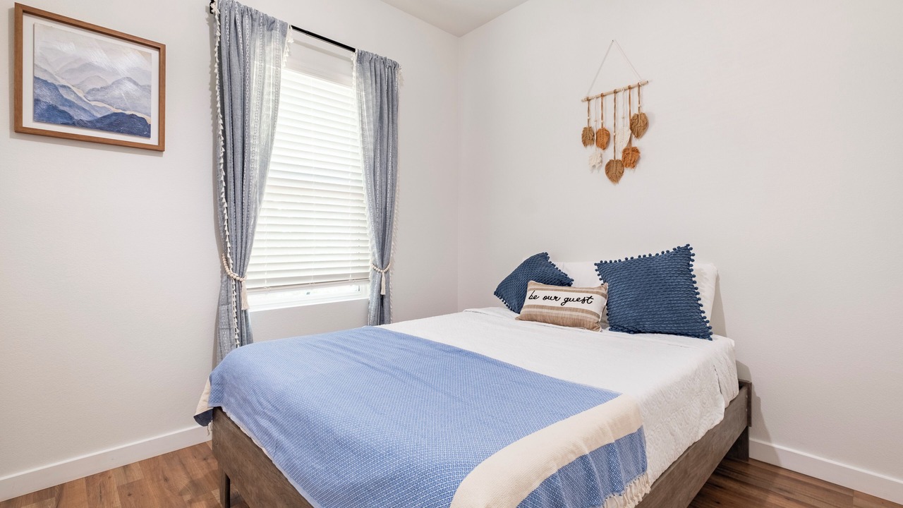 Photo of Bedroom in Downtown Riverside