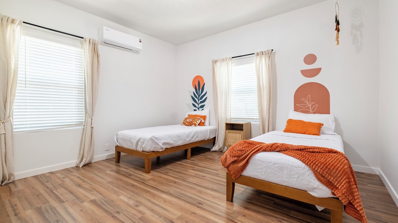 Photo of Bedroom in Downtown Riverside