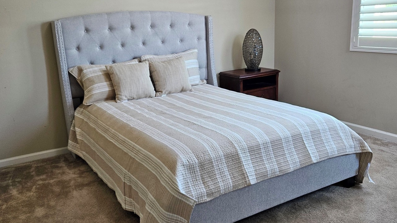 Photo of Bedroom in Mira Loma