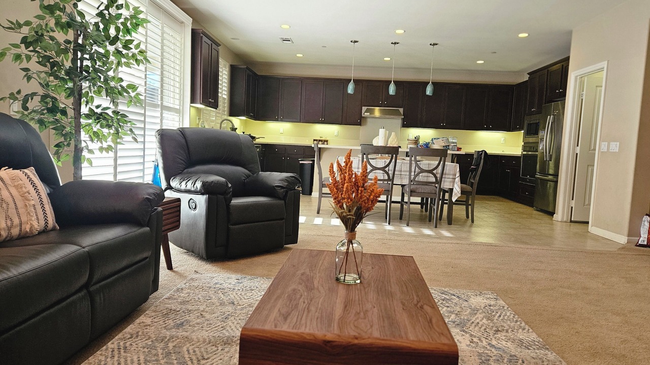 Photo of Livingroom in Mira Loma