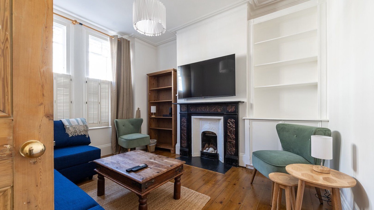 Photo of Livingroom in Battersea