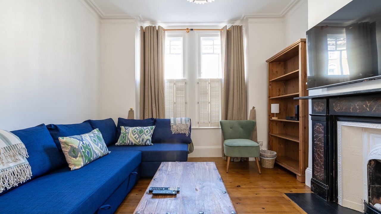Photo of Livingroom in Battersea