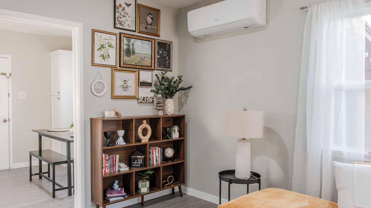 Photo of Livingroom in Downtown Riverside