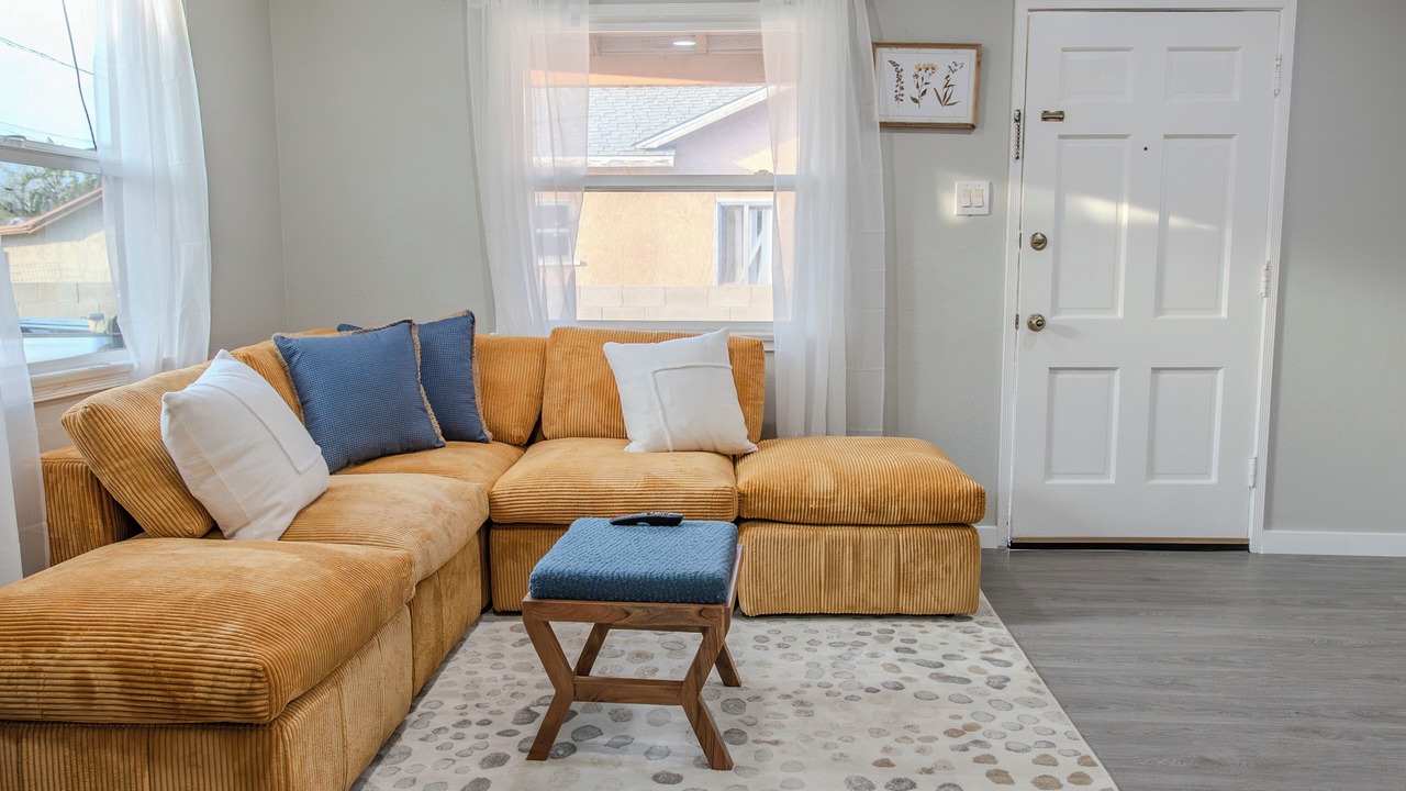 Photo of Livingroom in Downtown Riverside