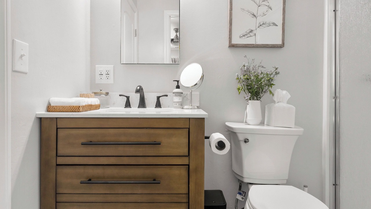 Photo of Bathroom in Sherwood Forest and Thistle Development