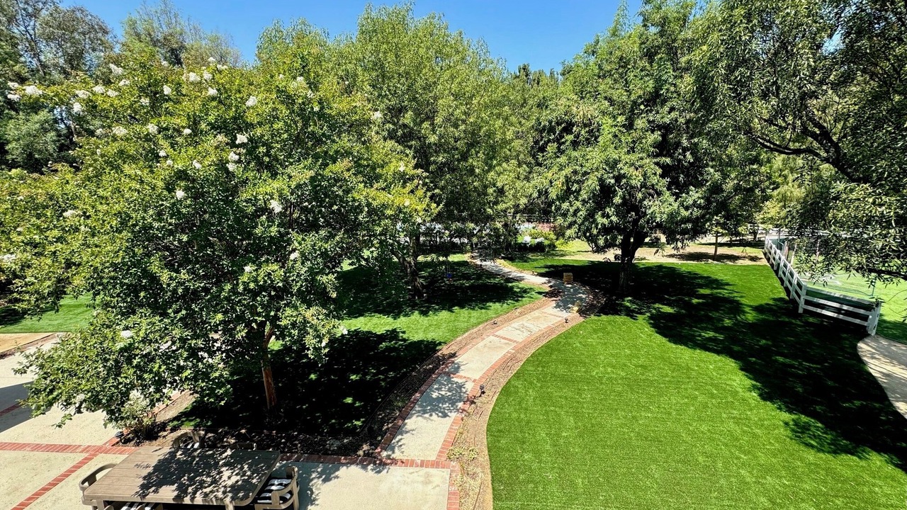 Photo of Outdoor in Chatsworth