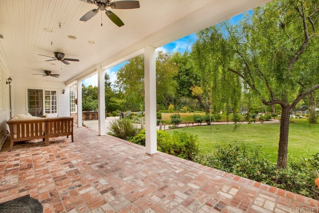 Photo of Patio Balcony in Chatsworth