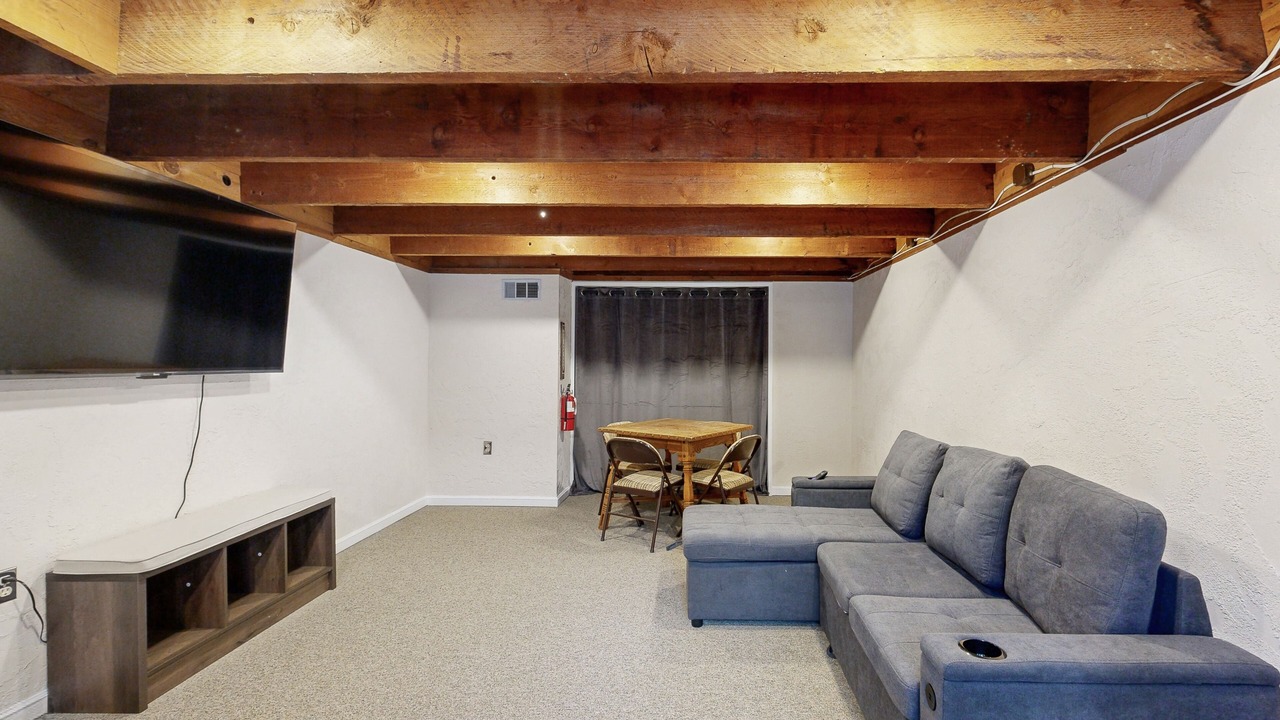 Photo of Livingroom in Forest Falls