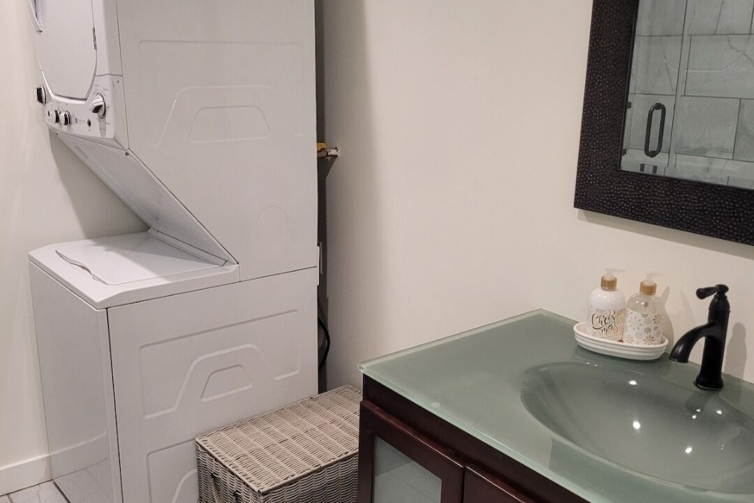 Photo of Bathroom in Oak Park