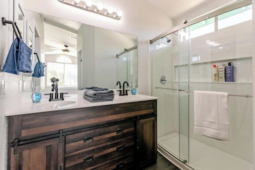 Photo of Bathroom in Greenacres