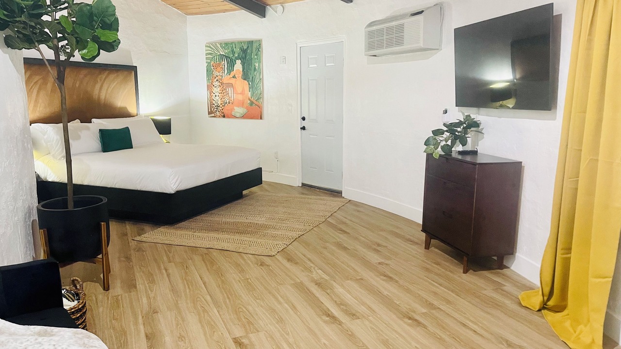 Photo of Bedroom in Desert Hot Springs
