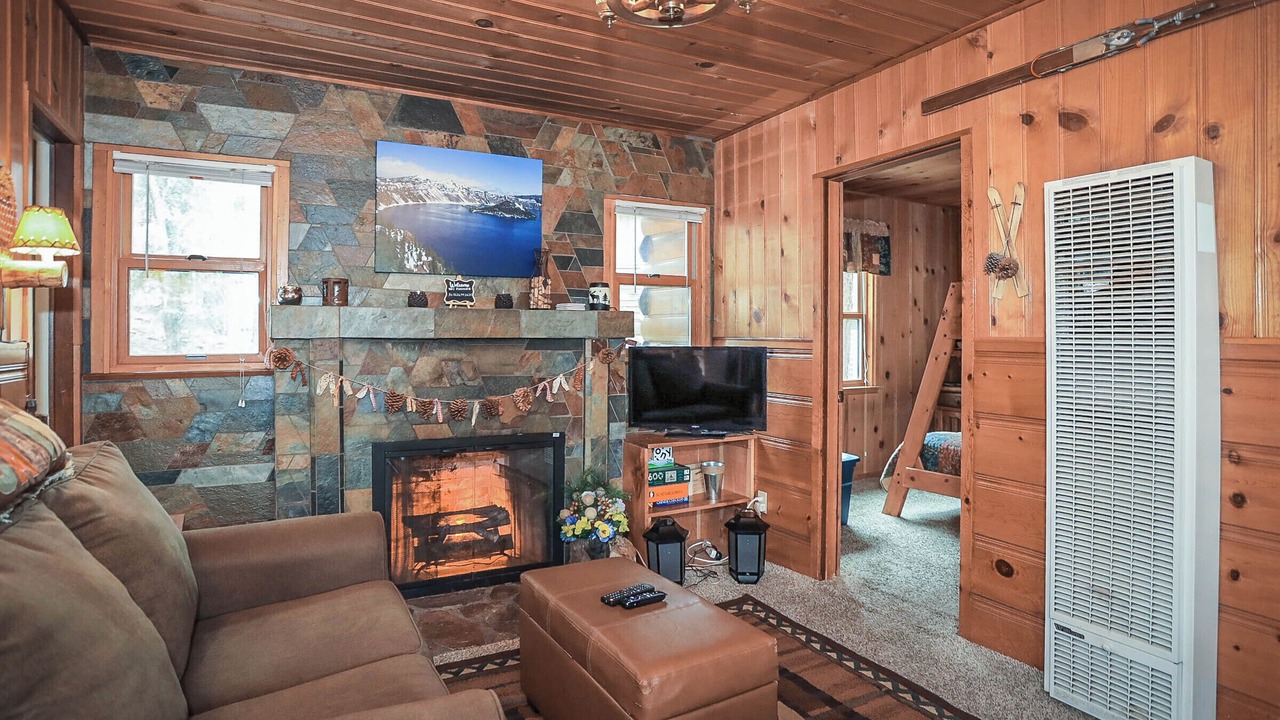 Photo of Livingroom in Big Bear City