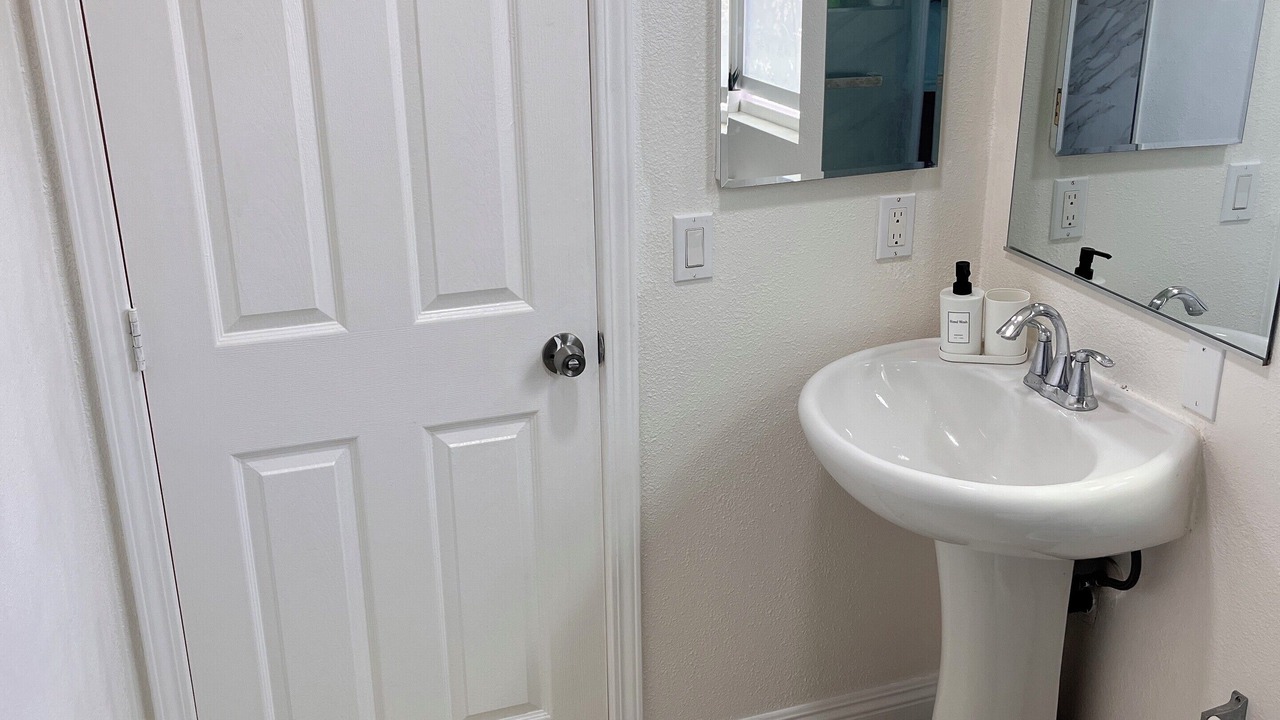 Photo of Bathroom in Walnut