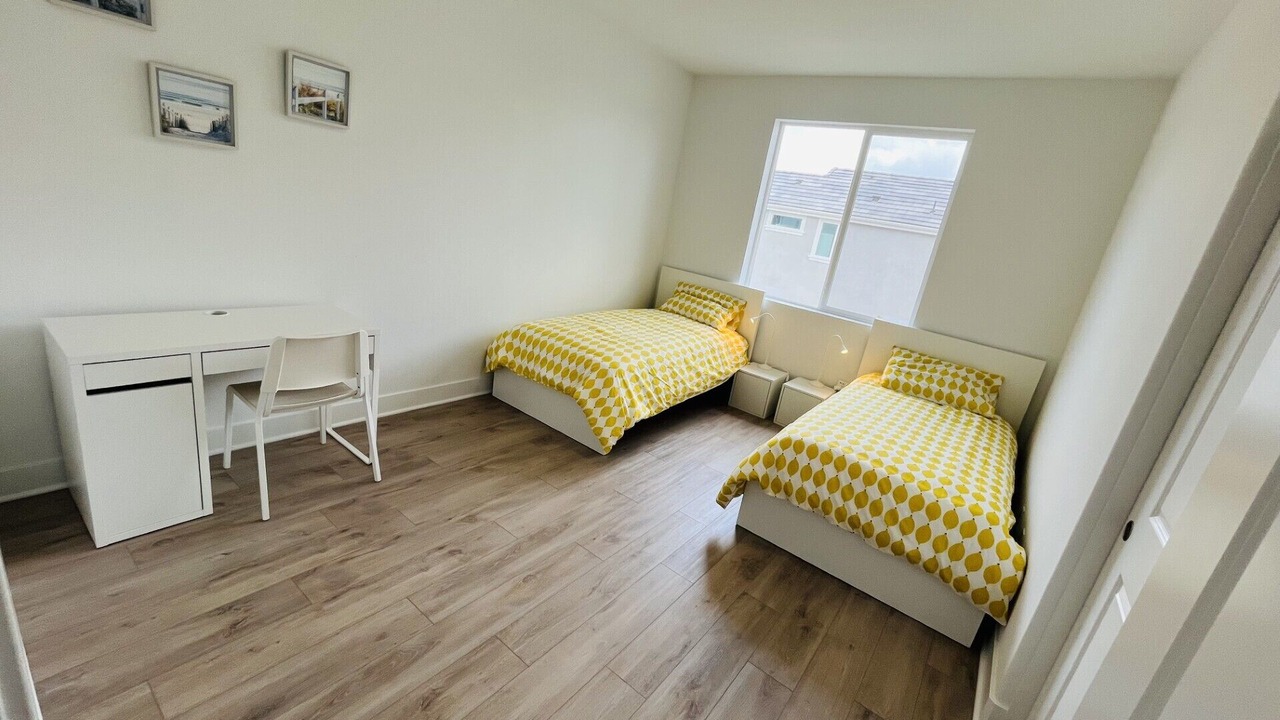 Photo of Bedroom in Lake Forest