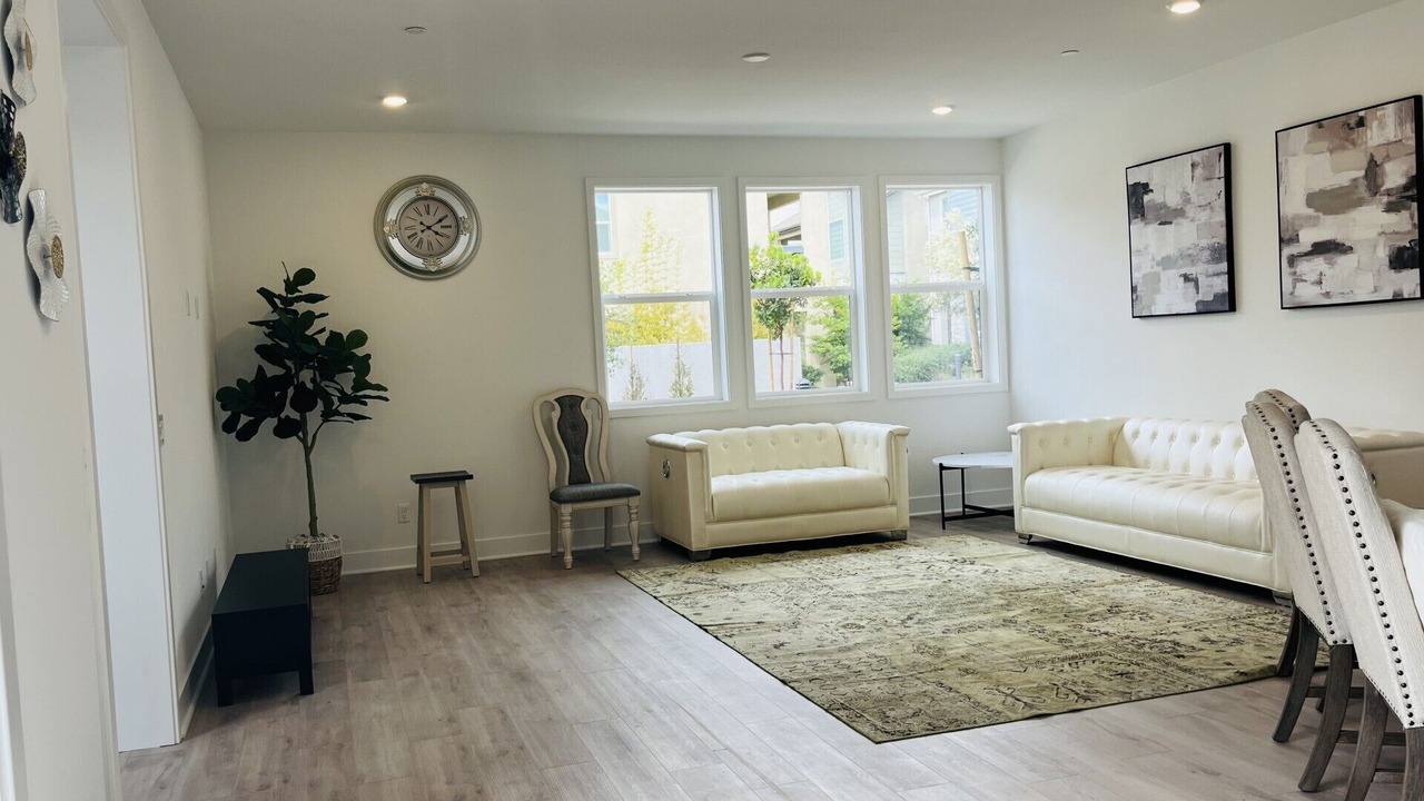 Photo of Livingroom in Lake Forest