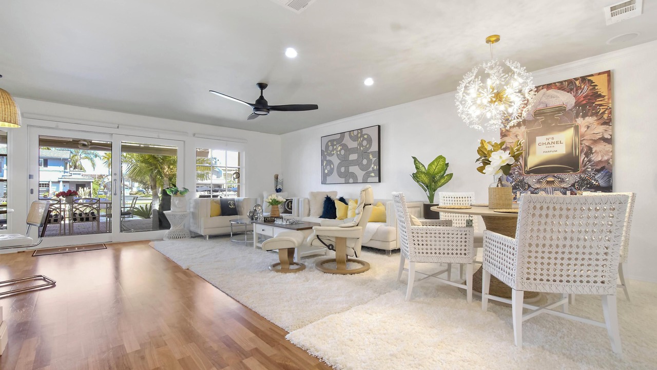 Photo of Livingroom in Lake Forest