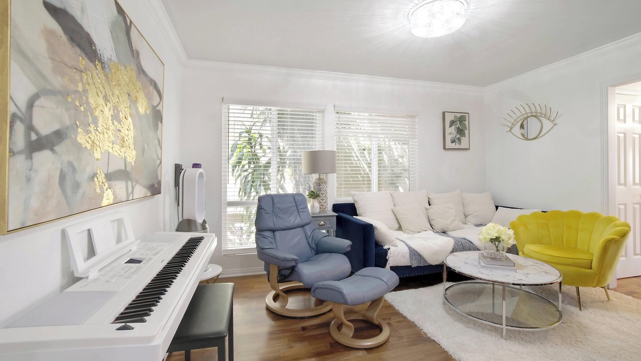 Photo of Livingroom in Lake Forest
