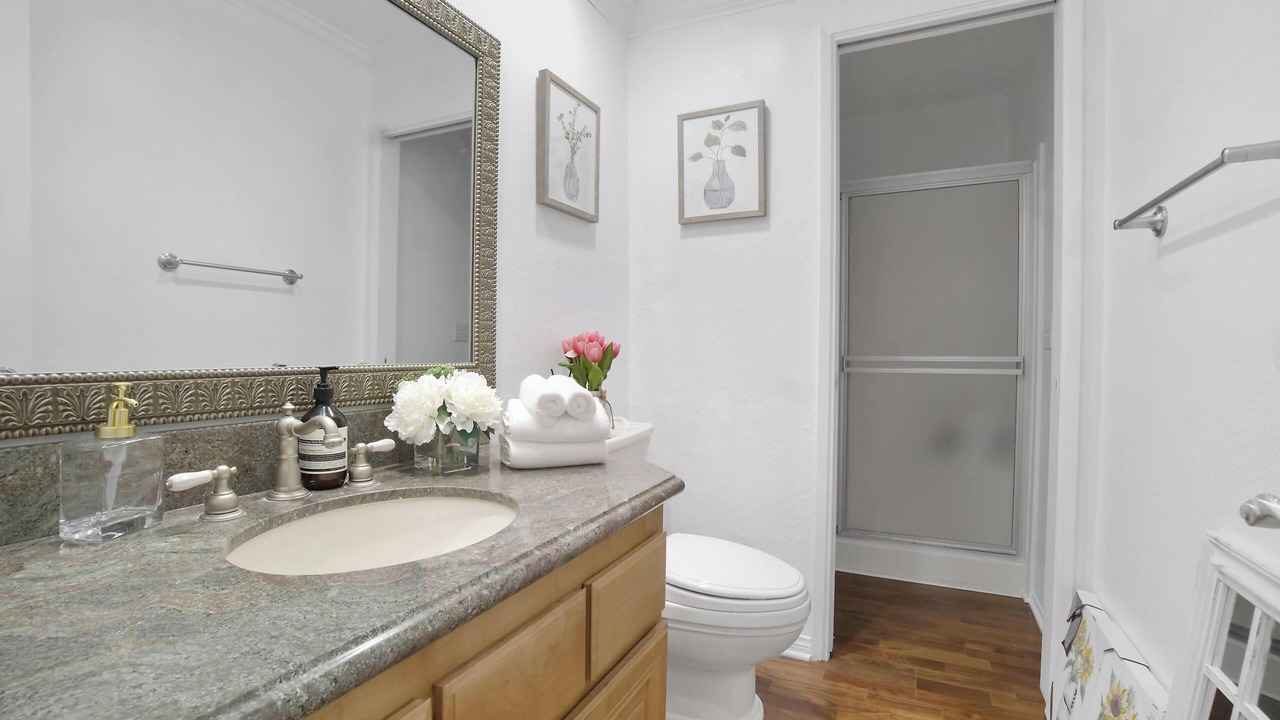 Photo of Bathroom in Lake Forest