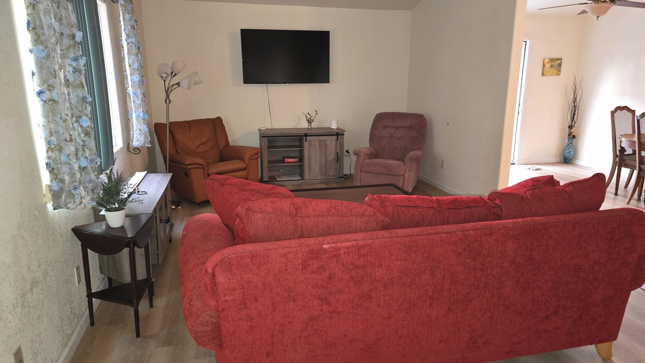 Photo of Livingroom in Ramona