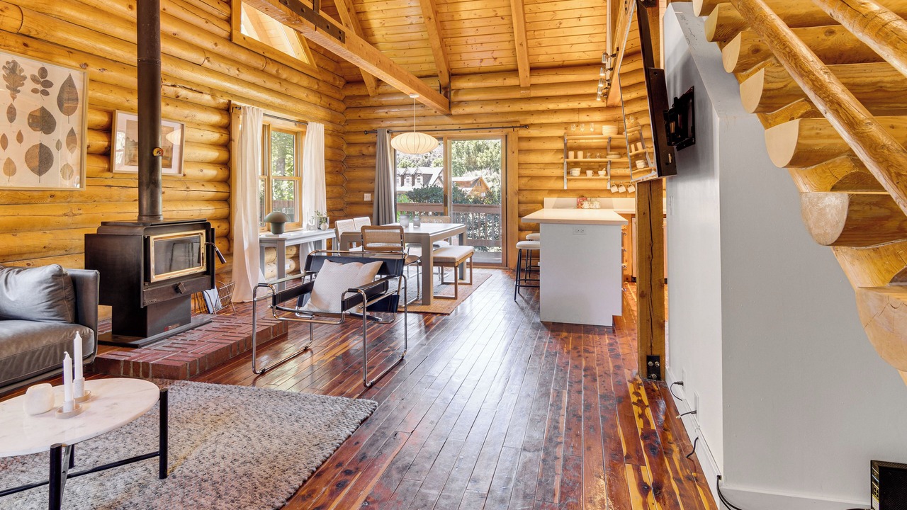Photo of Bedroom in Pine Mountain Club