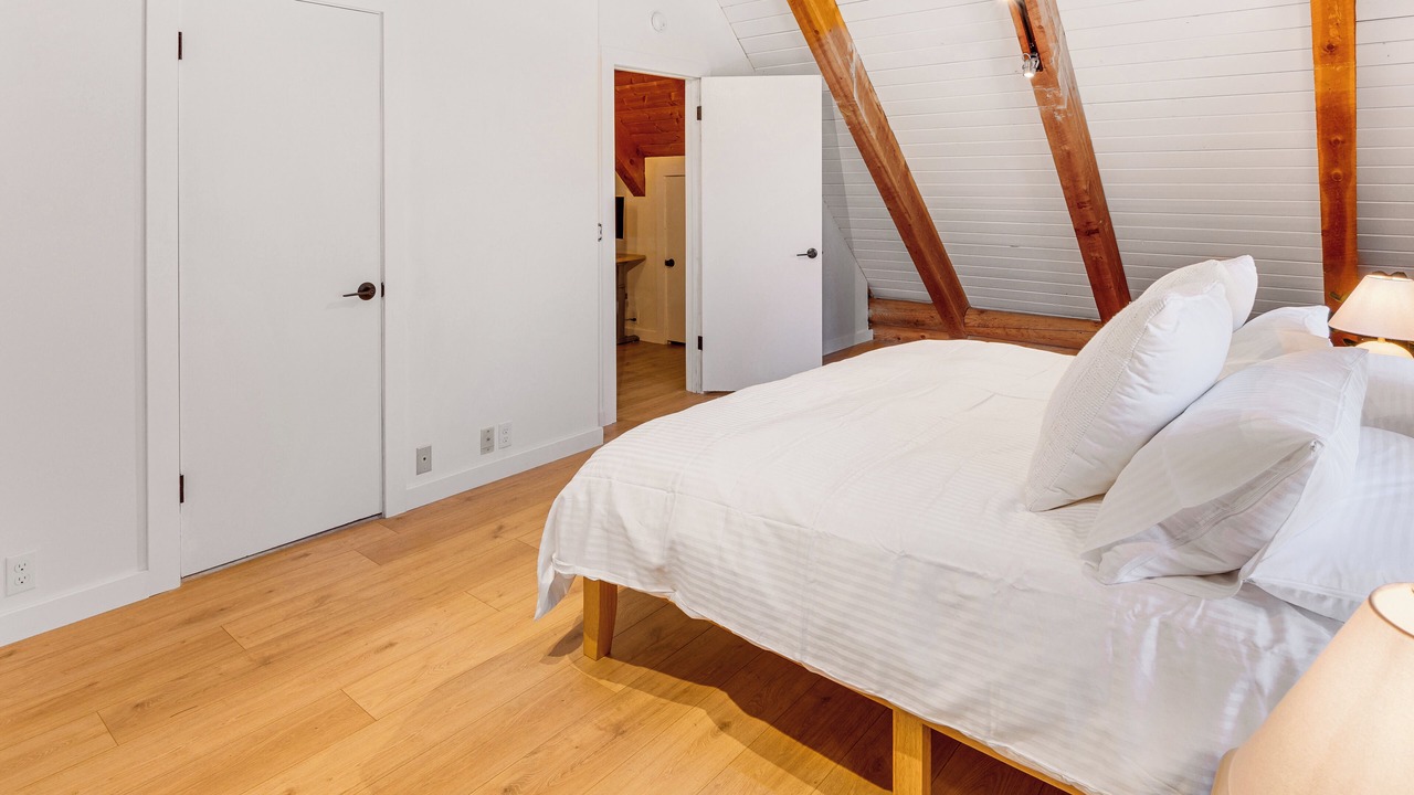 Photo of Bedroom in Pine Mountain Club