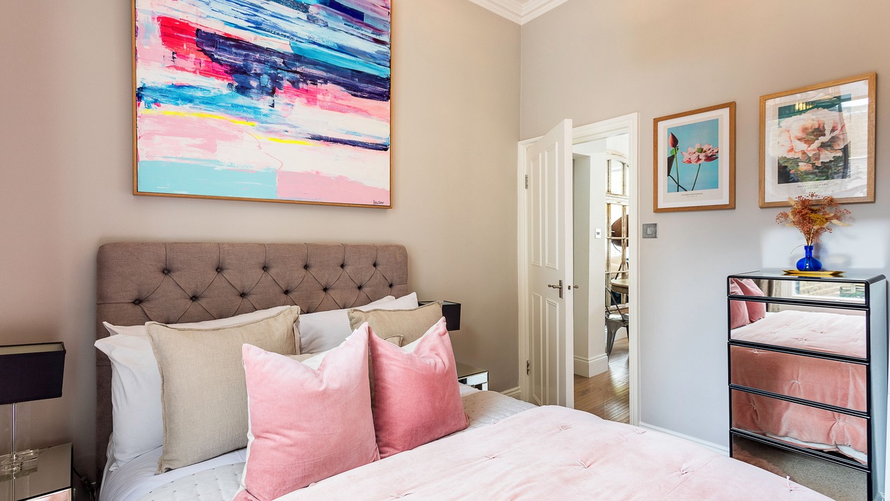 Photo of Bedroom in Bayswater