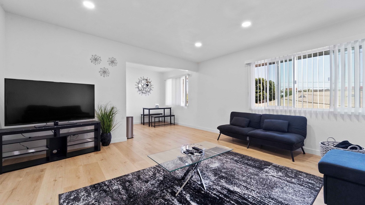 Photo of Livingroom in Norwalk
