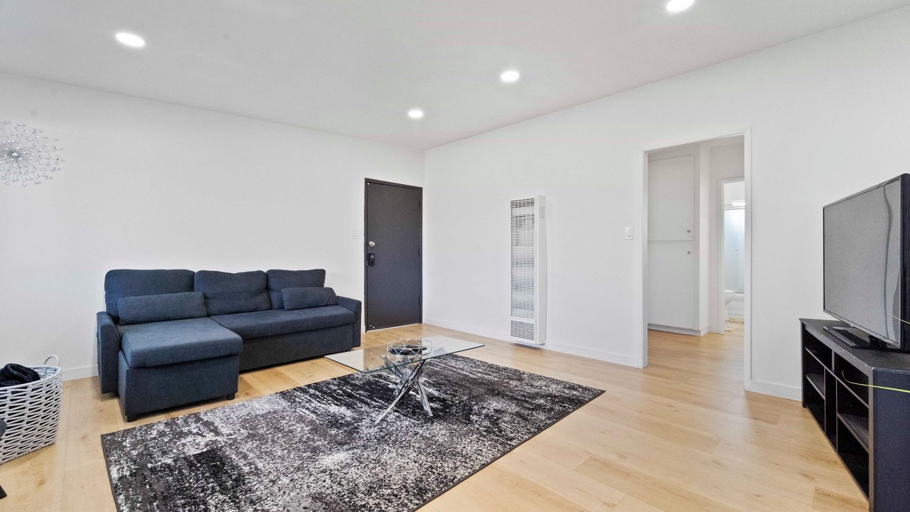 Photo of Livingroom in Norwalk