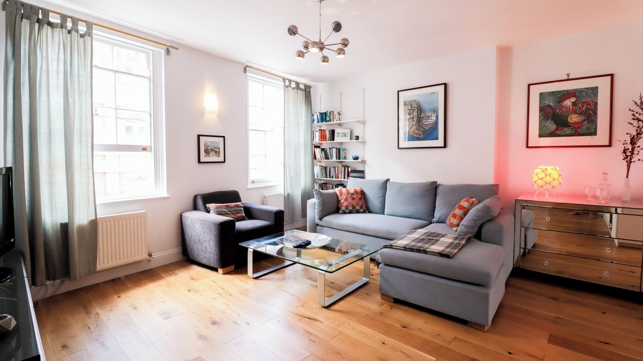 Photo of Livingroom in Fitzrovia