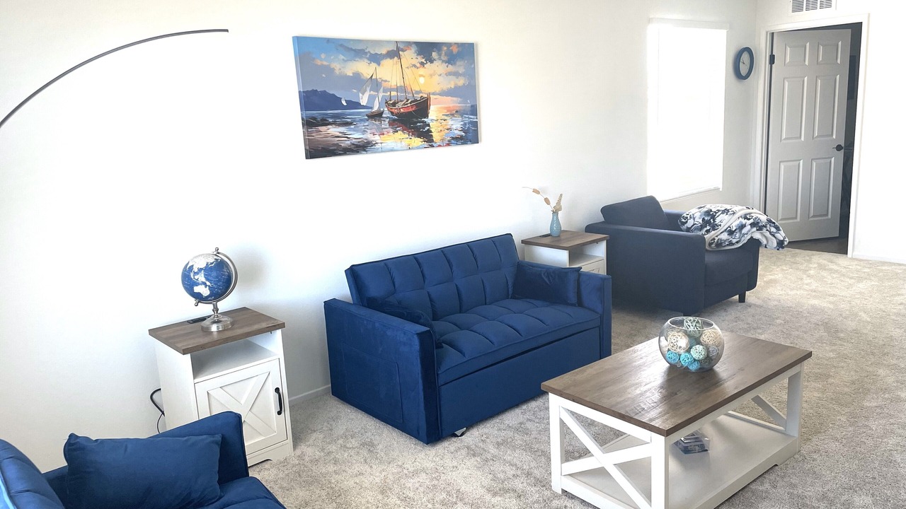 Photo of Livingroom in Victorville