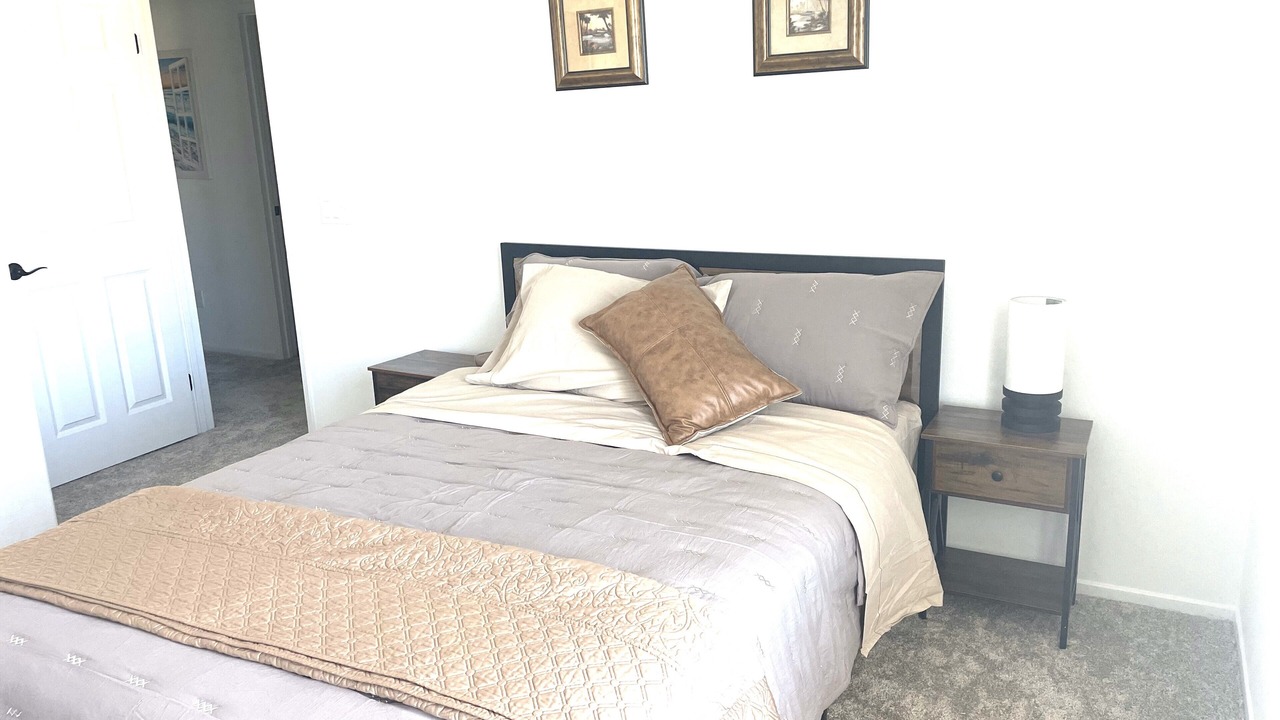 Photo of Bedroom in Victorville