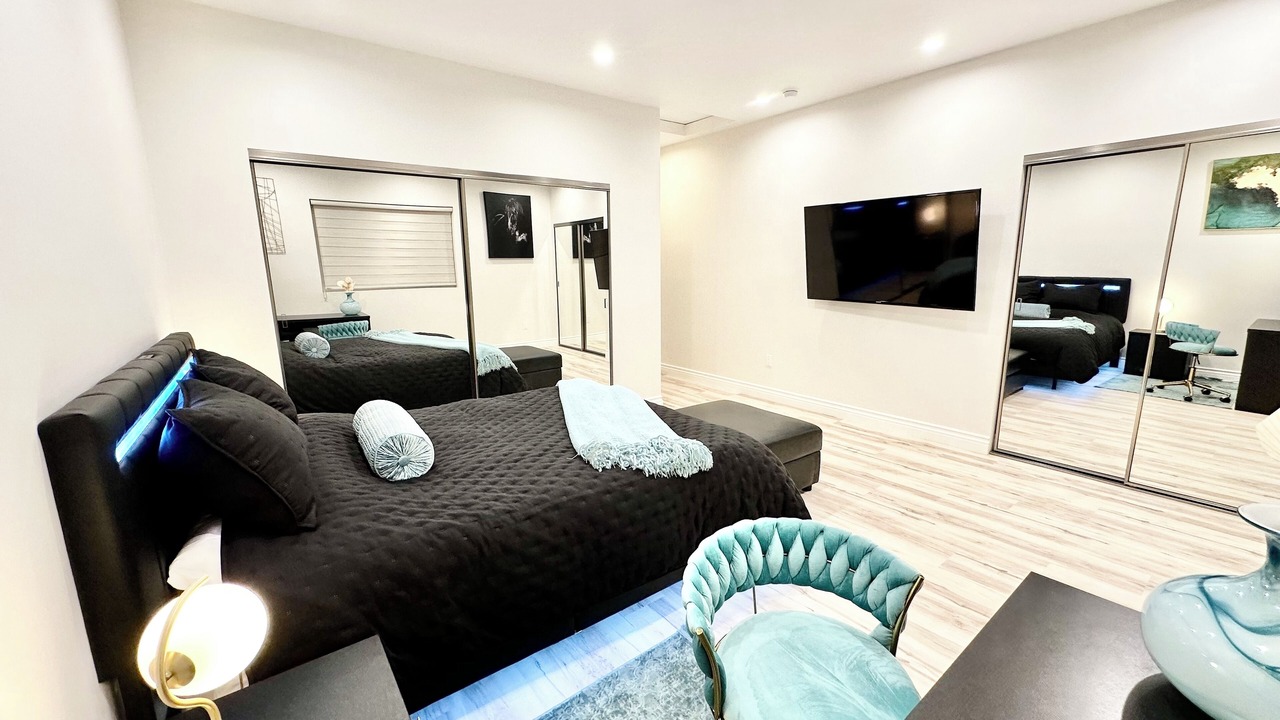 Photo of Bedroom in Mission Hills