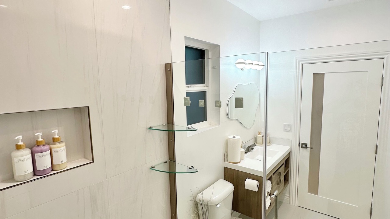 Photo of Bathroom in Mission Hills