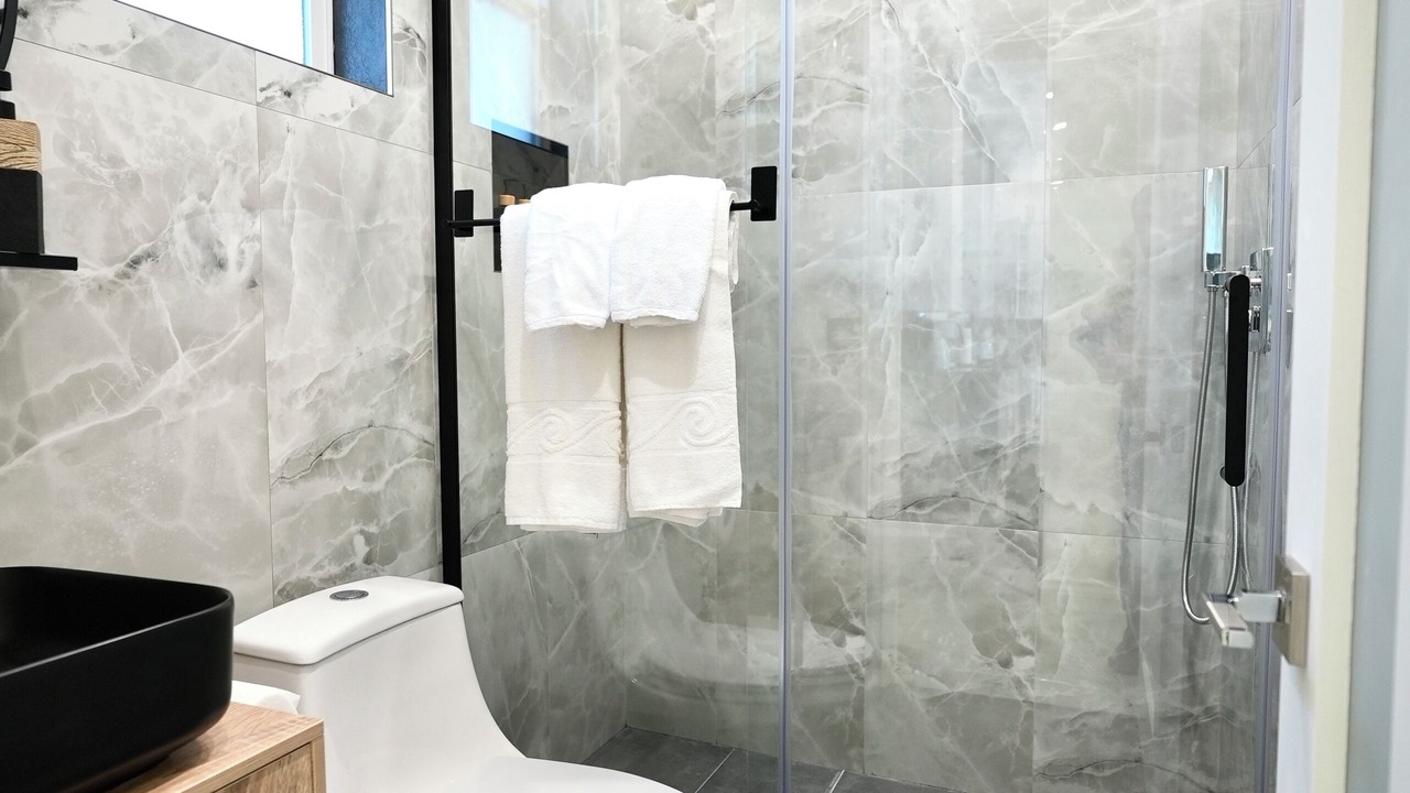 Photo of Bathroom in Mission Hills