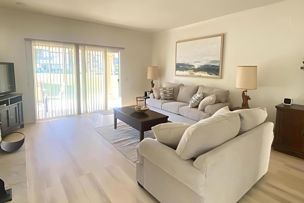 Photo of Livingroom in Palm Desert