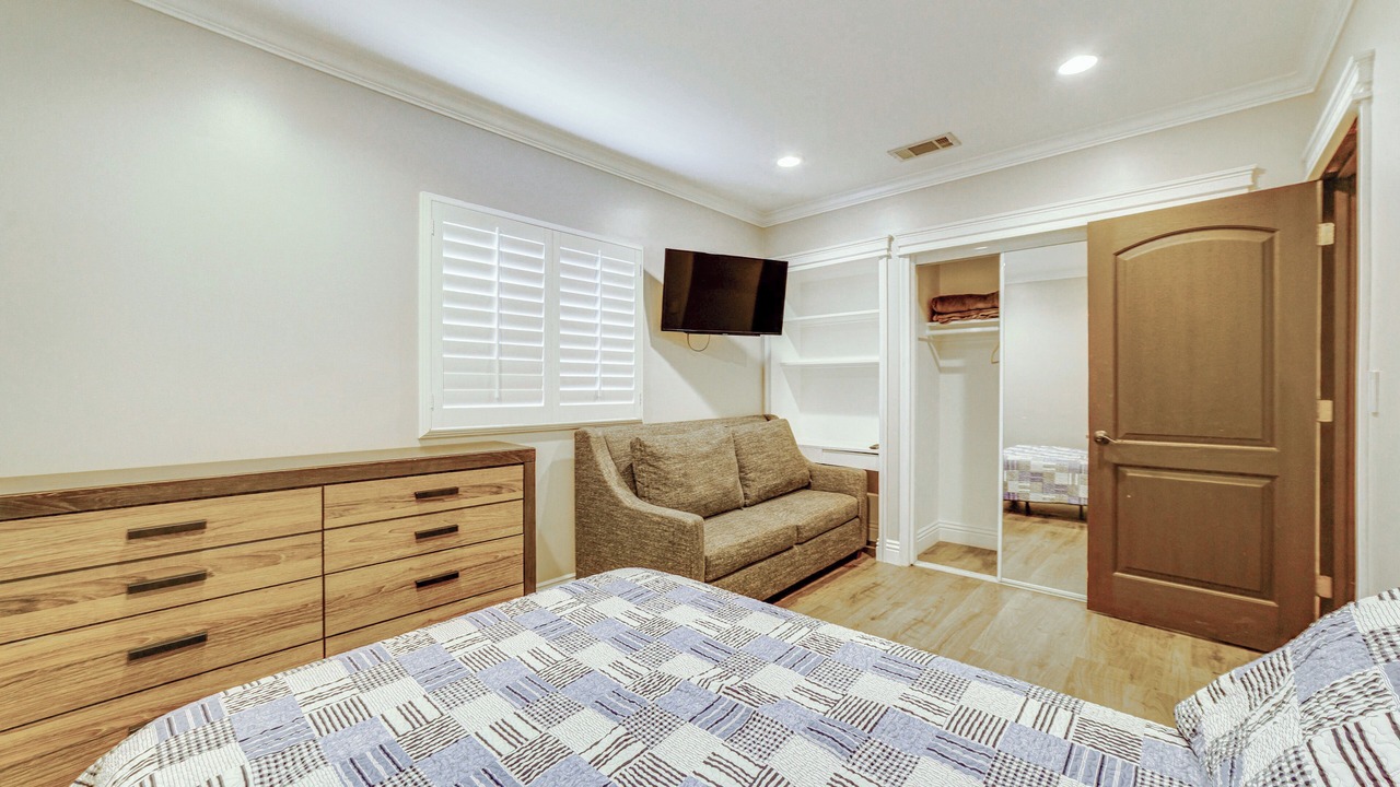 Photo of Bedroom in Walnut Valley