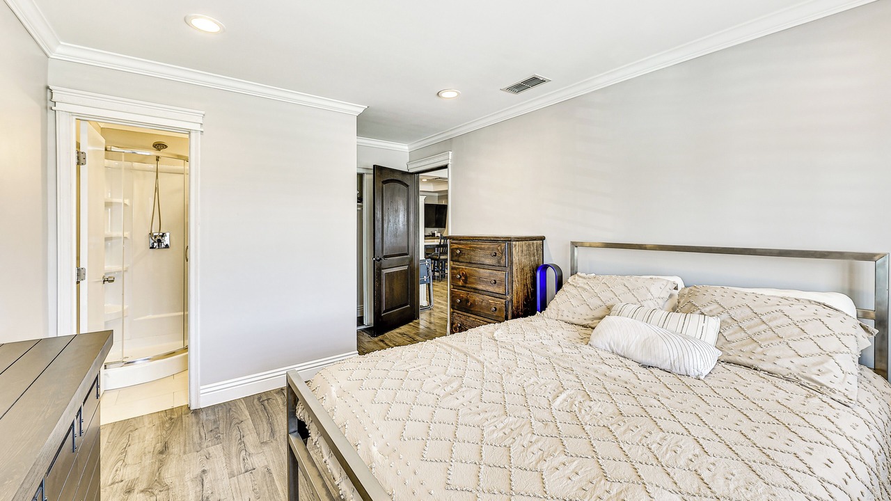 Photo of Bedroom in Walnut Valley