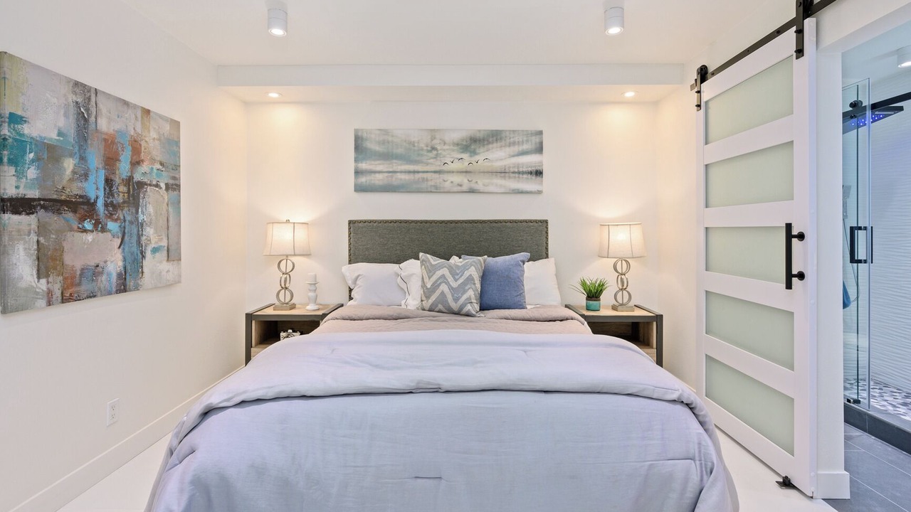 Photo of Bedroom in West Newport
