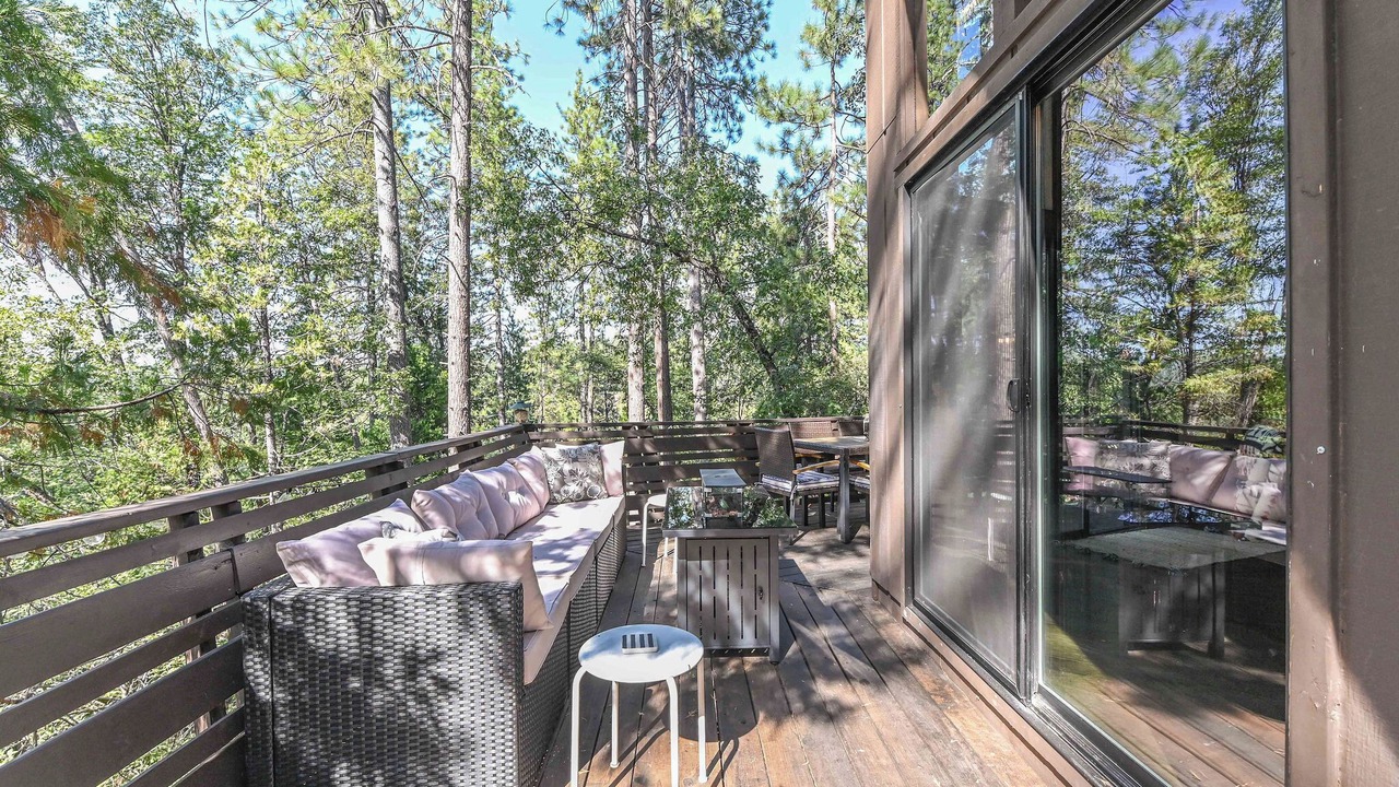 Photo of Outdoor in Hathaway Pines