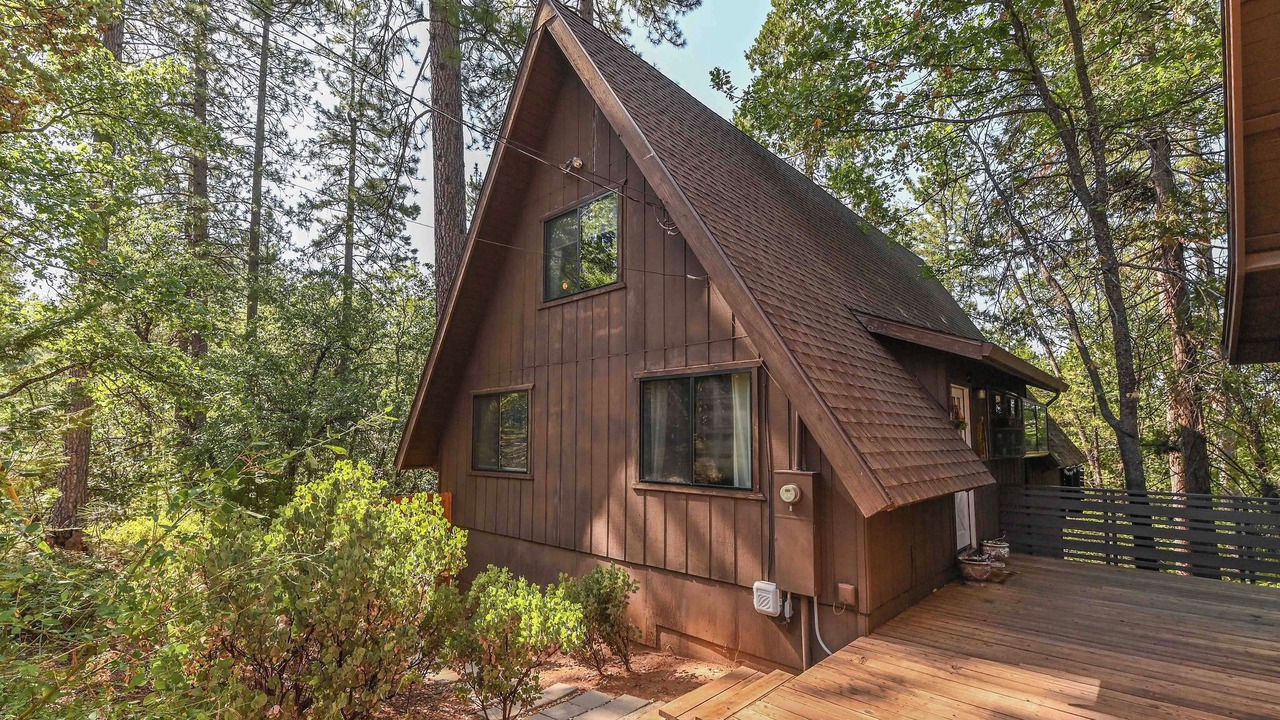 Photo of Outdoor in Hathaway Pines