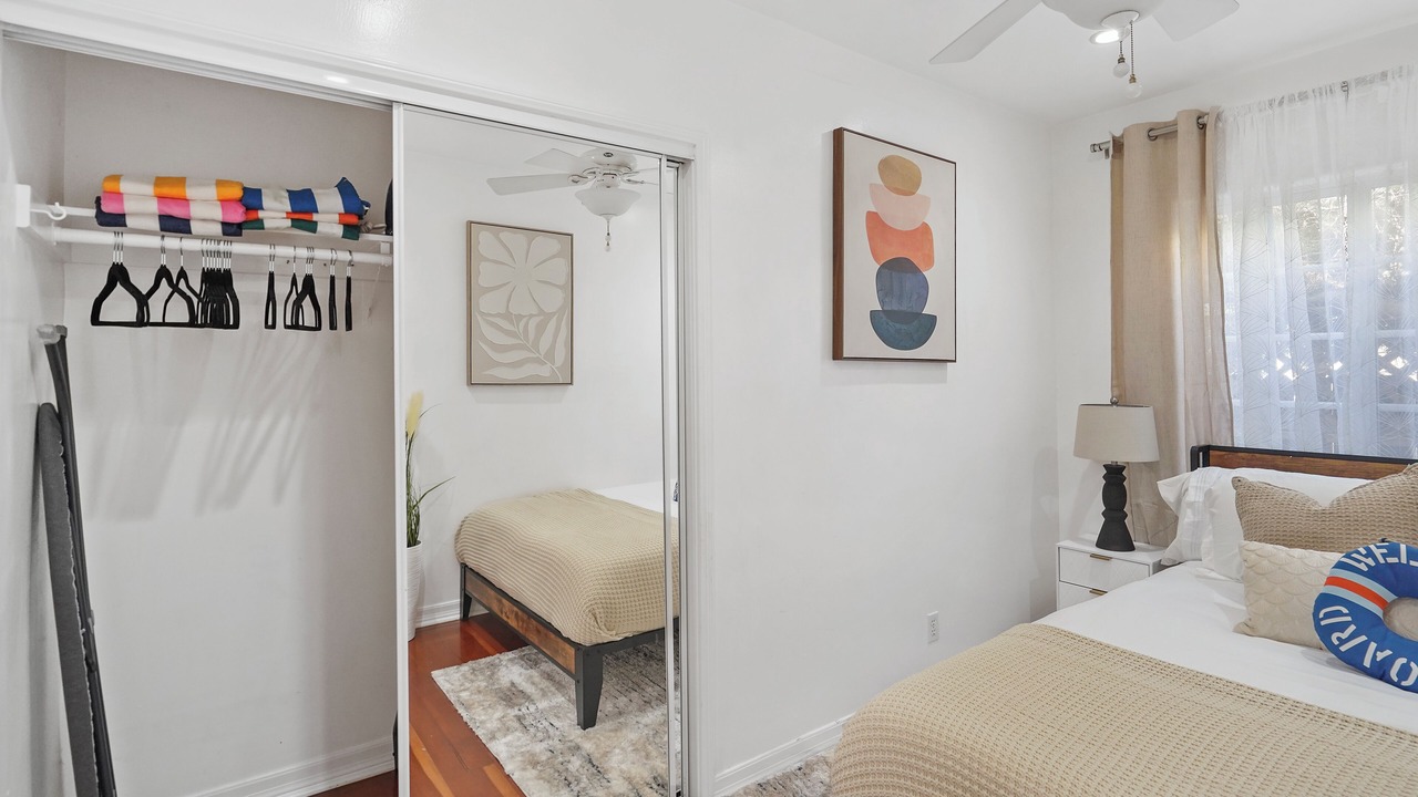 Photo of Bedroom in Belmont Shore