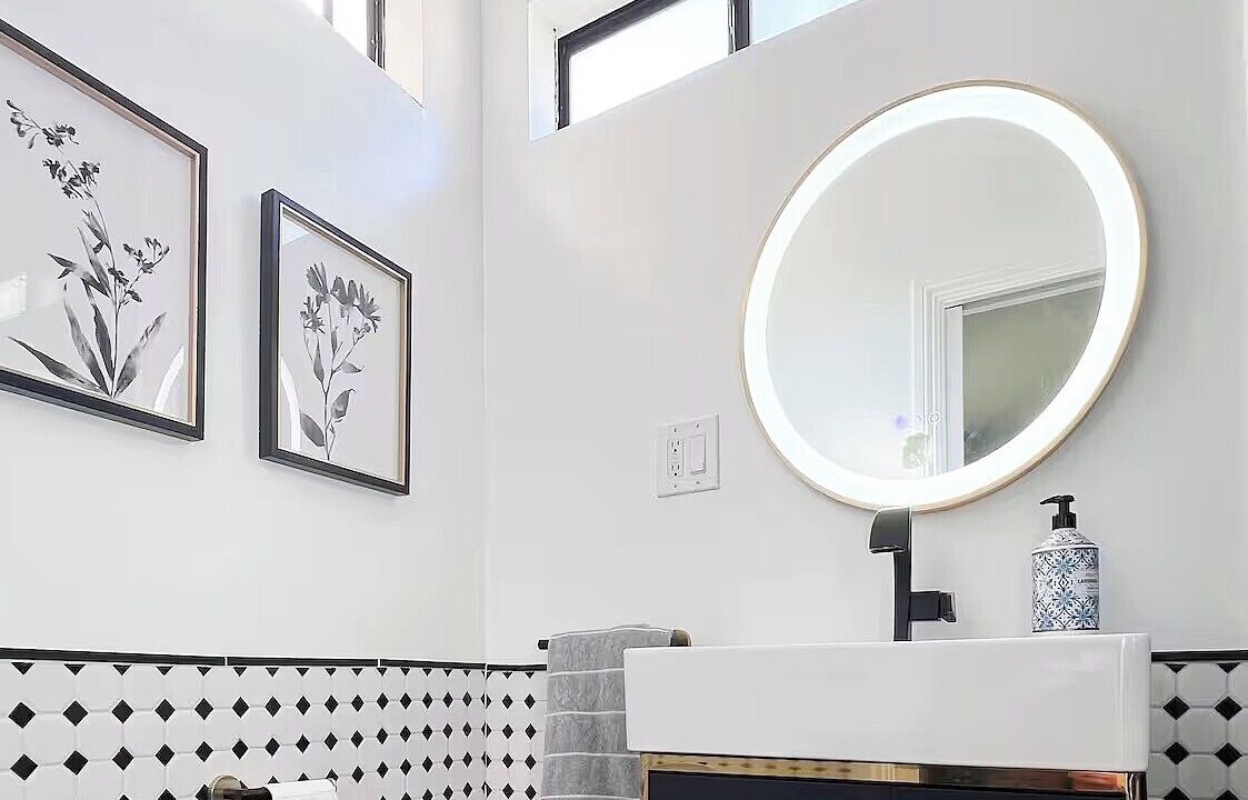 Photo of Bathroom in South Wrigley