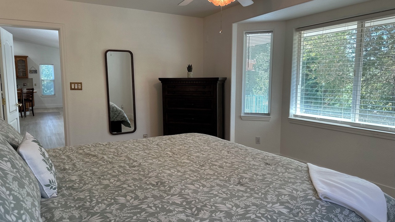 Photo of Bedroom in Yreka