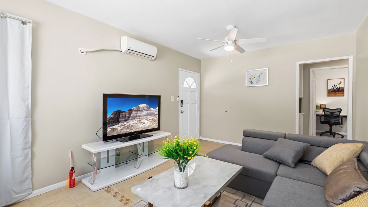 Photo of Livingroom in Rancho Cucamonga