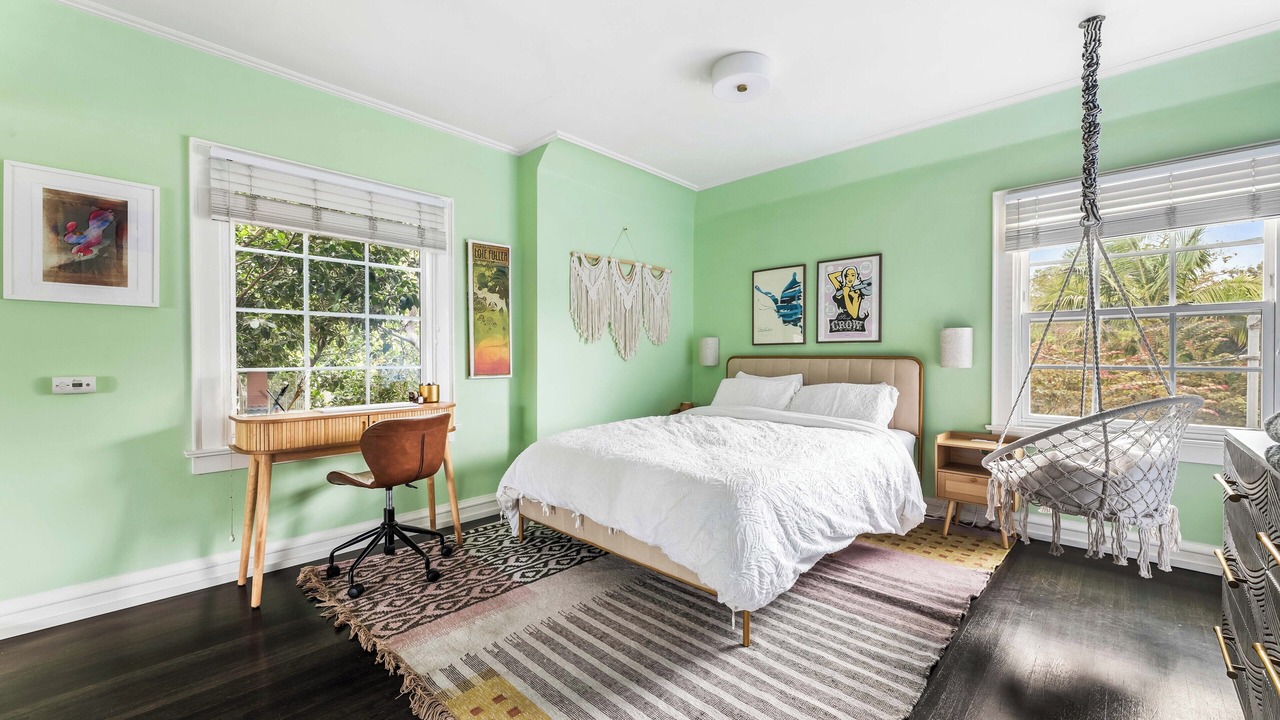 Photo of Bedroom in Hollywood