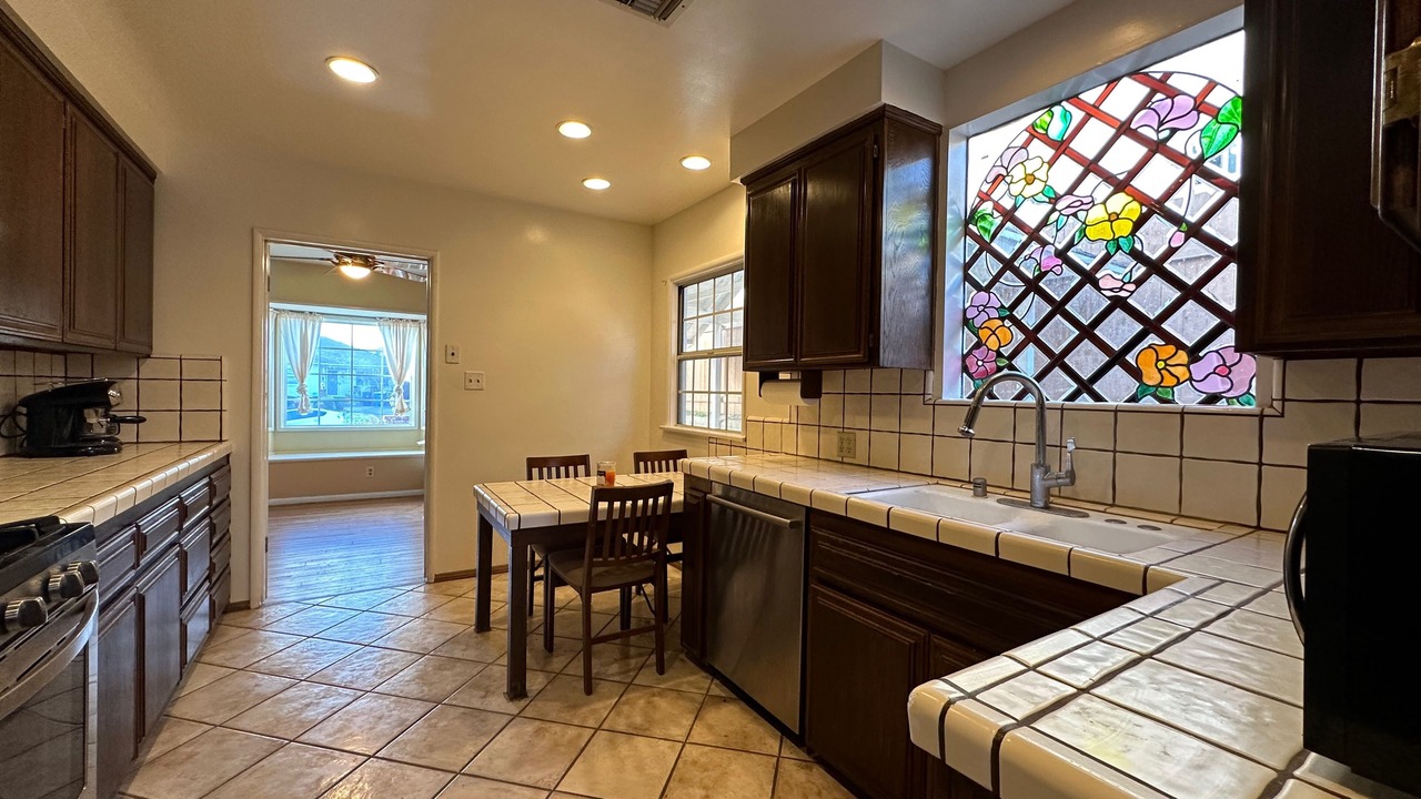 Photo of Kitchen in Burbank