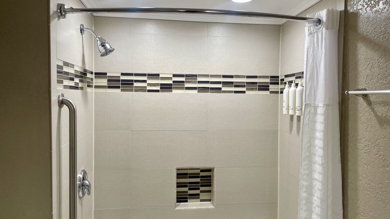 Photo of Bathroom in Lompoc