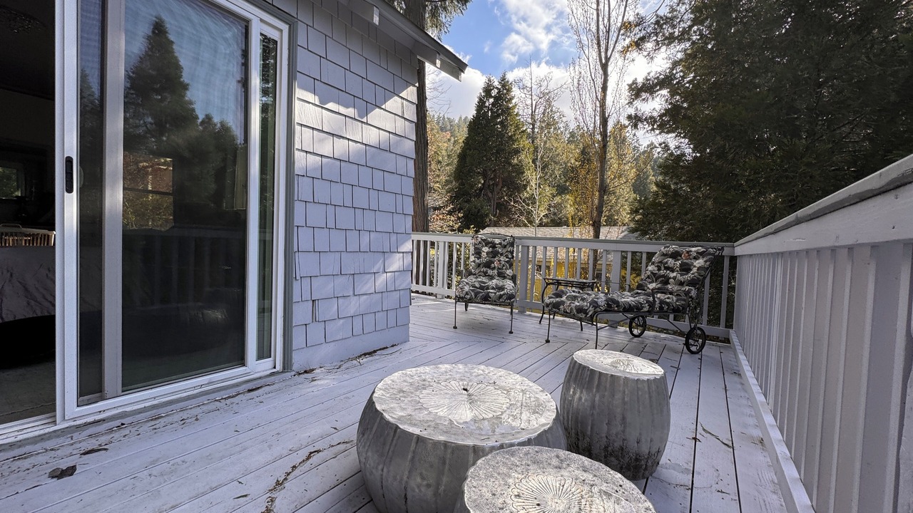 Photo of Patio Balcony in Crestline