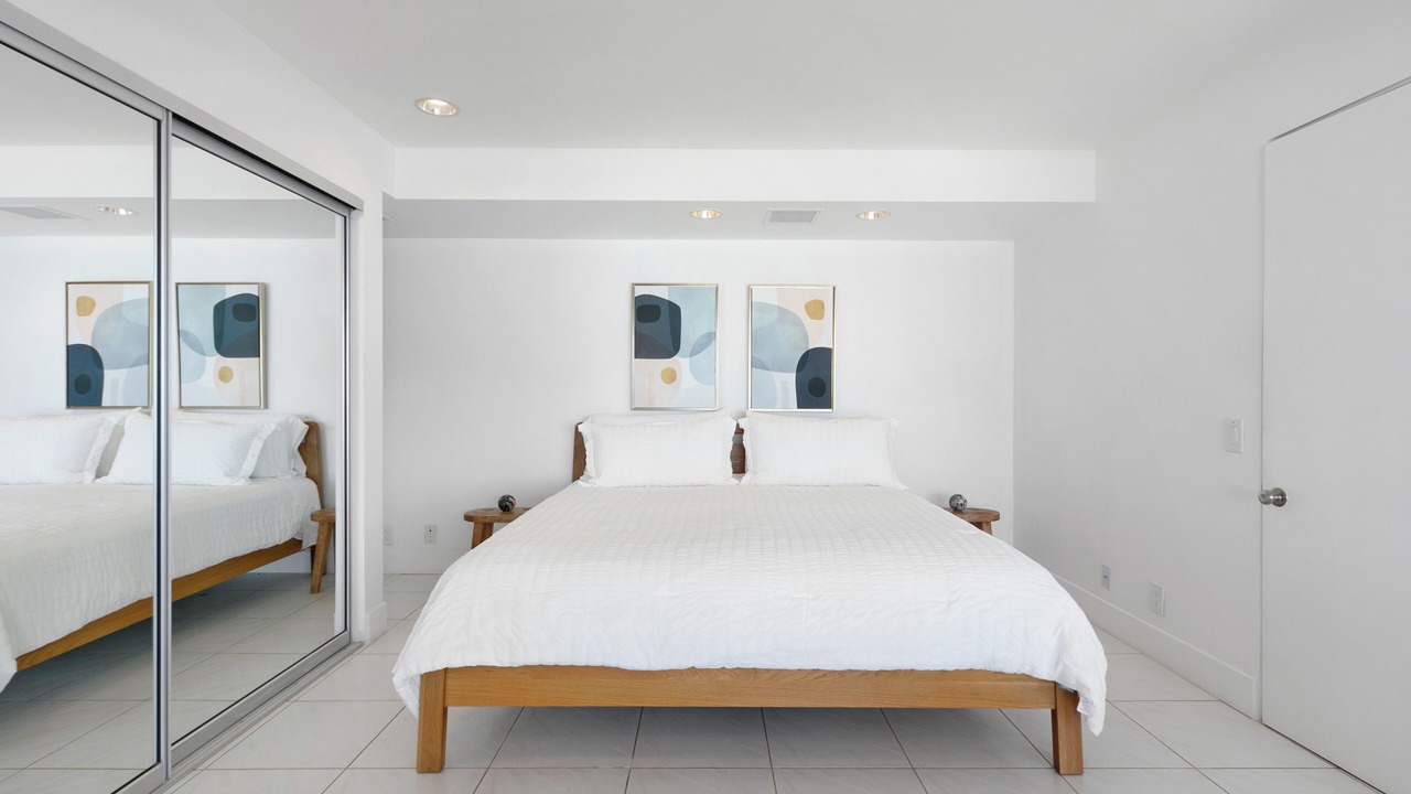 Photo of Bedroom in Western Malibu