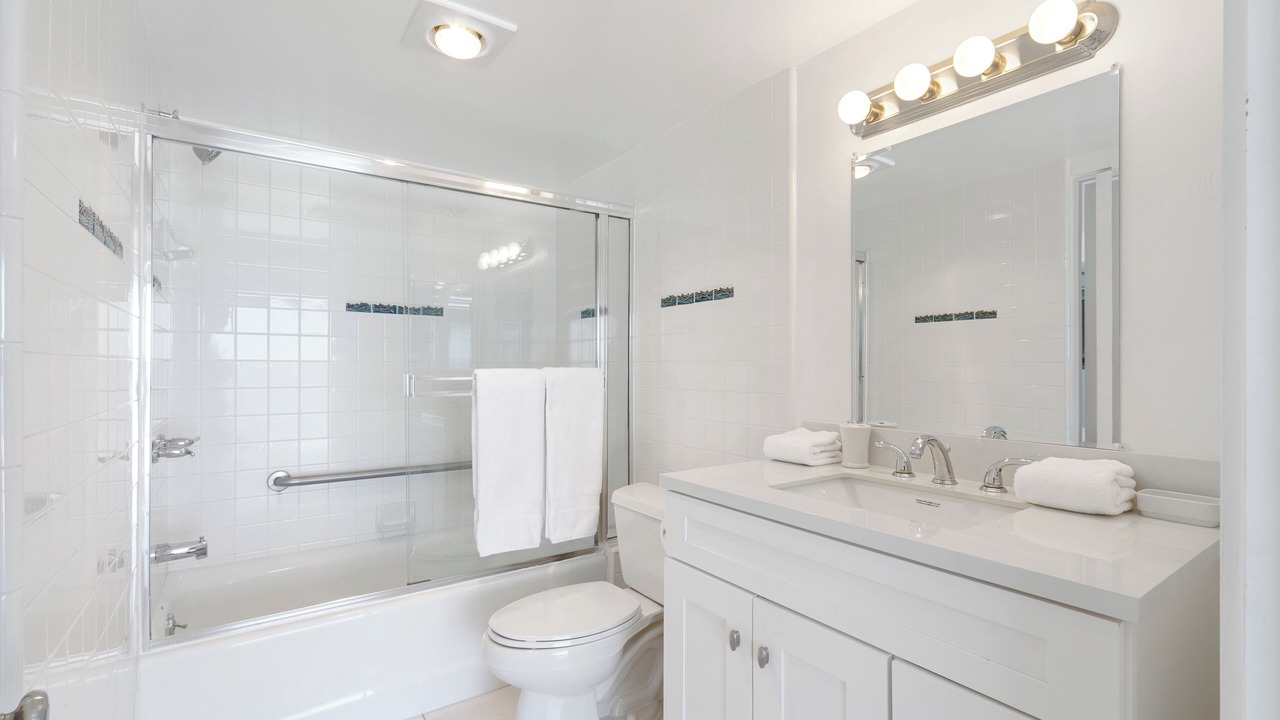Photo of Bathroom in Western Malibu
